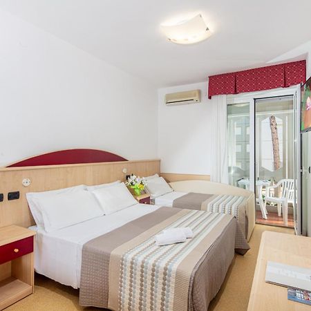 Hotel Regina Линьяно-Саббьядоро Экстерьер фото